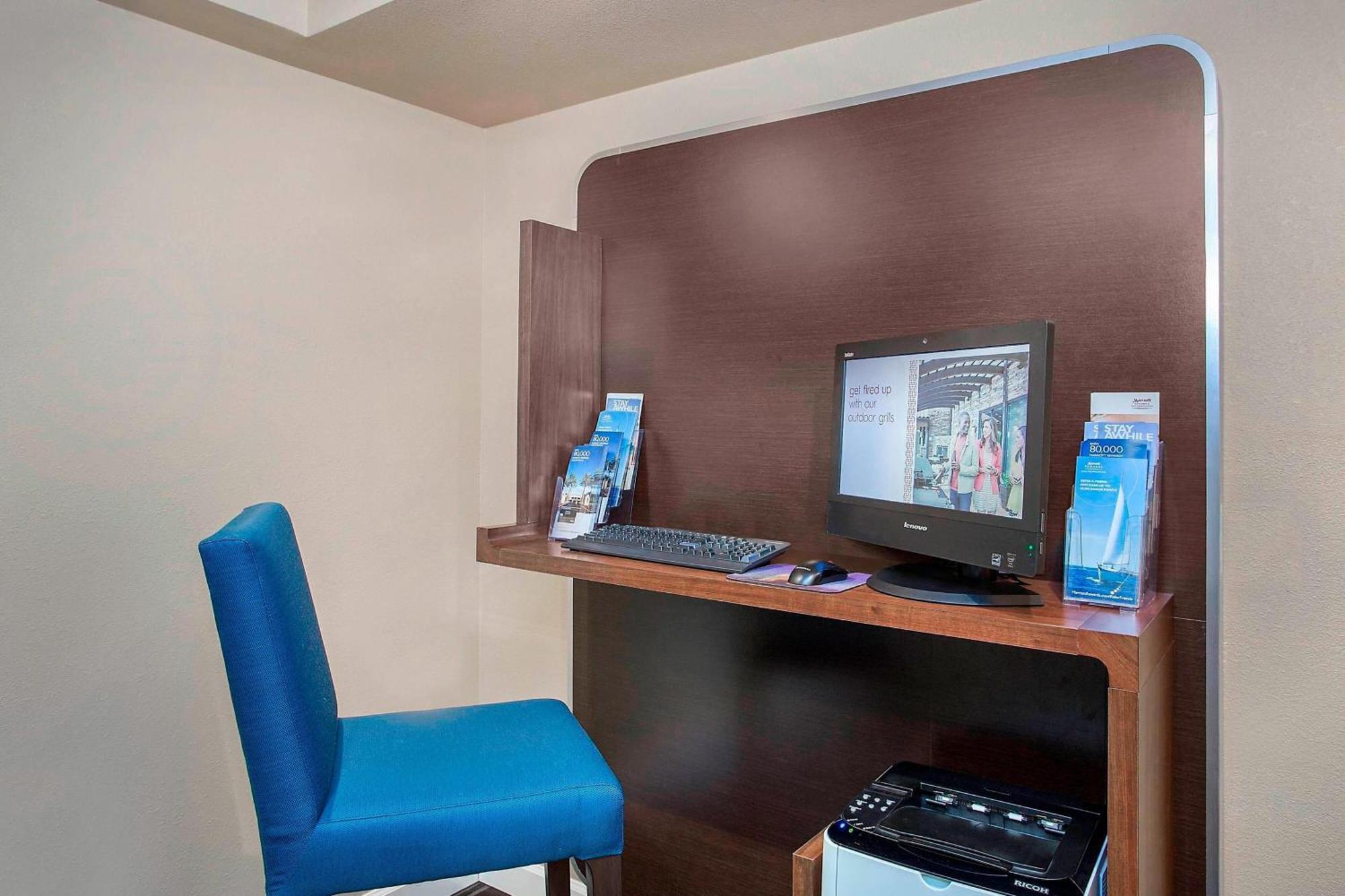 Towneplace Suites Knoxville Cedar Bluff Екстер'єр фото